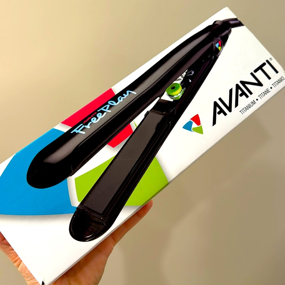 Avanti Hair Straightener